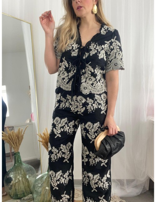 conjunto negro bordado