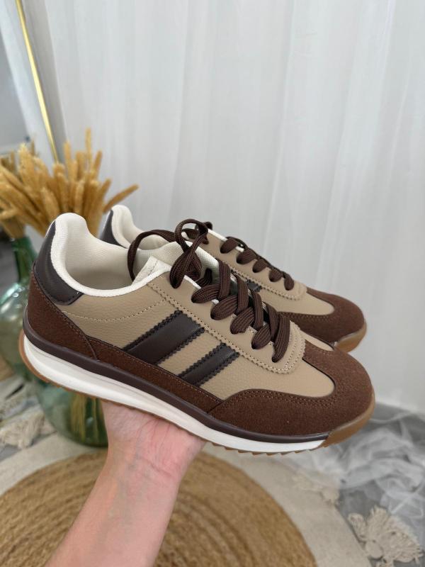 zapatillas deportivas marrones