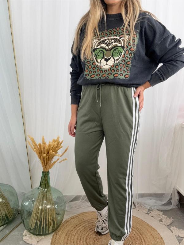 pantalón deportivo verde