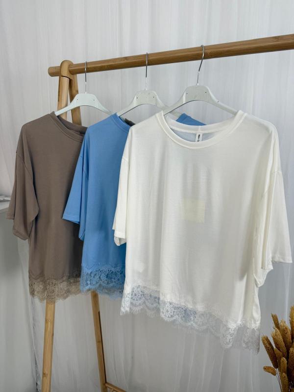 camiseta manga corta con encaje