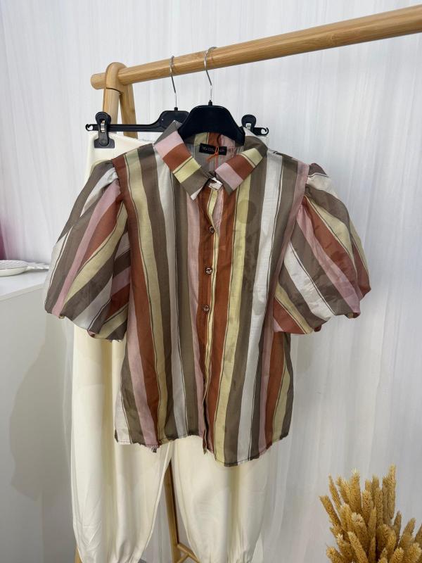 camisa de rayas con mangas farol