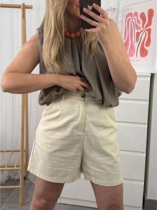 bermuda tipo lino color beige